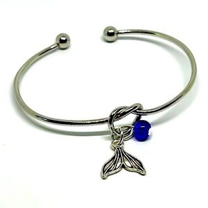 Handmade Mermaid Tail Heart-Shaped Bangle Charm Bracelet with Cat Eye Stone!